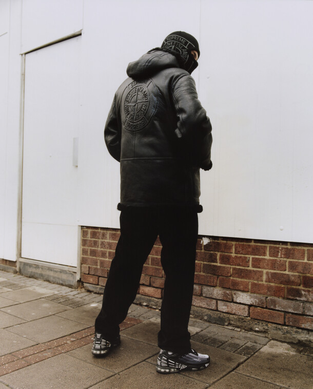 02_stone-island-supreme-aw020021