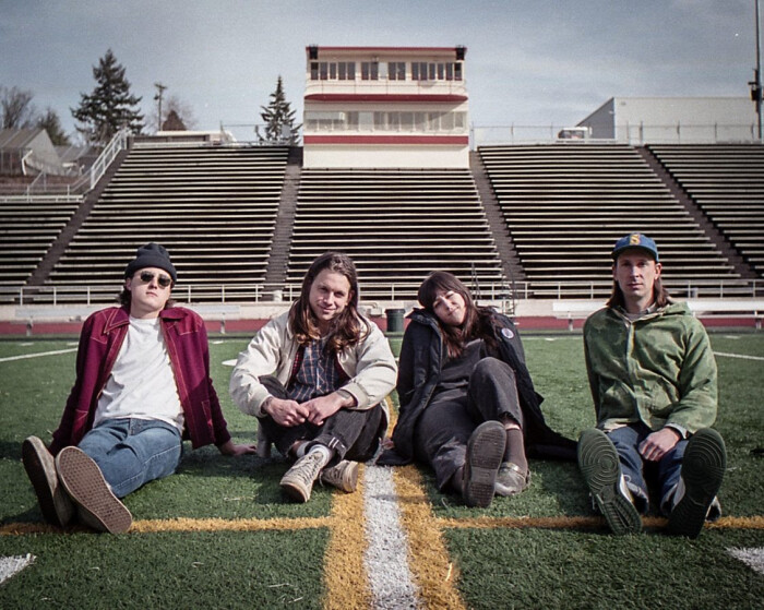 Seattle indie-punk band Sun Spots share new single ‘Gutterball’