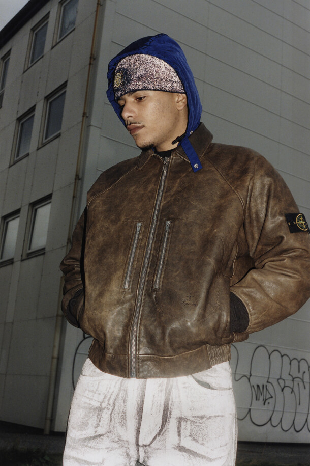 08_stone-island-supreme-aw023024