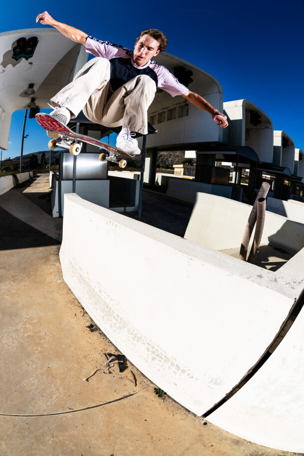 rorymilanes-wallie-2-alexpires