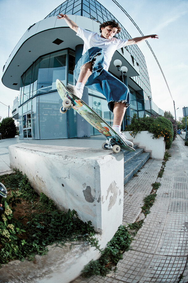 gianmarcociselli_noseblunt_atene_cmyk