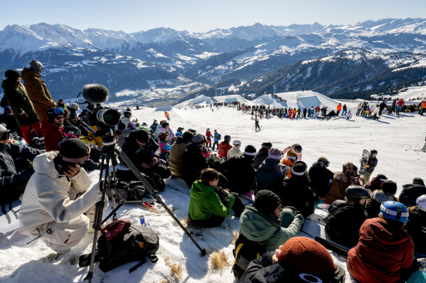 laaxopen_slopestyle-crowd_by_laemmerhirt