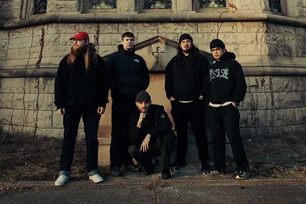 KNOCKED LOOSE SHARES NEW VIDEO FOR ‘MOSS COVERS ALL’ / ‘TAKE ME HOME’