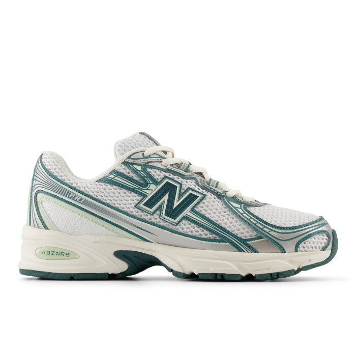 New Balance presenta le nuove 740